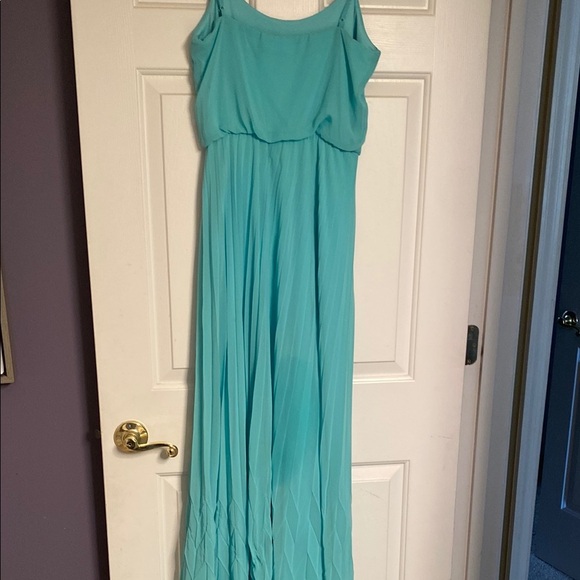 Elegant Teal Maxi Dress - Picture 4 of 5